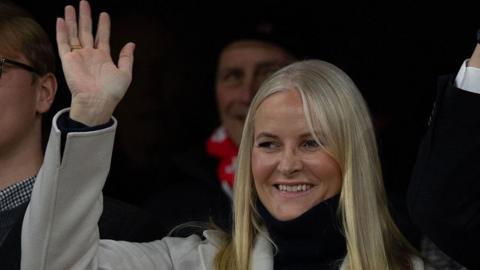 Norway's crown princess apologises after