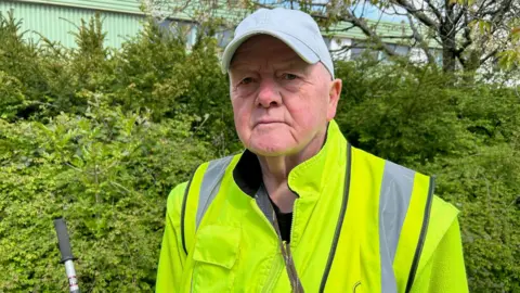 Ron Ford, a volunteer litter picker in the Cwmbran area