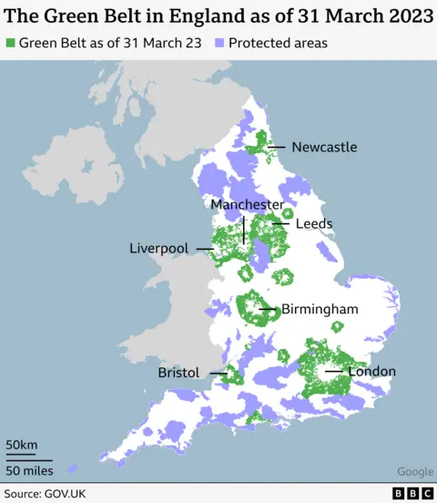 A representation  of greenish  loop  areas crossed  England. It shows greenish  loop  areas successful  greenish  and protected onshore  successful  purple. The UK's biggest cities are pinpointed. This includes London, Bristol, Birmingham, Leeds, Manchester, Liverpool and Newcastle. 