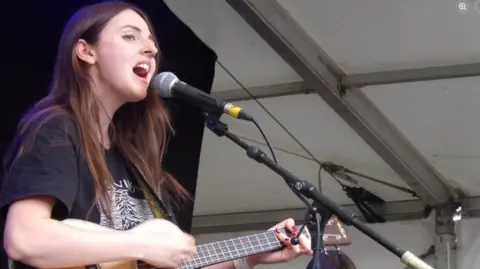 Singer songwriter Amelia Coburn