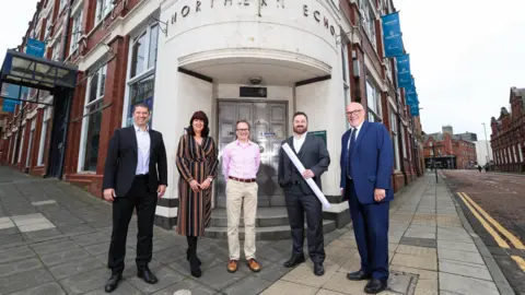 Darlington Borough Council (l-r) David Gartland, principal & CEO, Darlington College; Town Board Chair, Angela Howey; Leader of Darlington Council, Cllr Stephen Harker; CEO of Adavo Workspace, Mark Black; Darlington Council CEO, Ian Williams