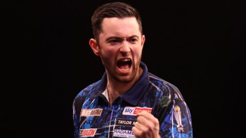 Luke Humphries during 2024 Premier League Darts