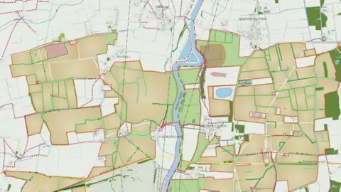 PS Renewables/Ørsted Plans for the One Earth solar farm either side of the River Trent