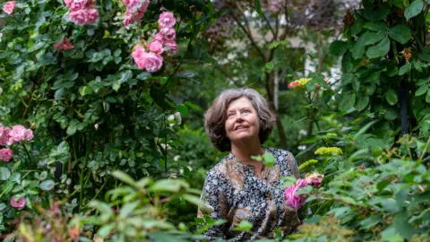 Anna Barclay Kensington Gardens Square