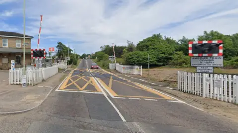 Level crossing on the A12 at Darsham