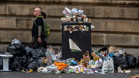 Getty Images Edinburgh bin strikes 