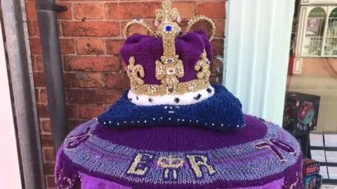 Syston Town News Postbox topper for Queen Elizabeth II platinum jubilee