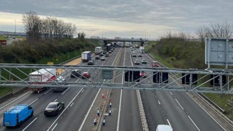 General view of traffic on M1