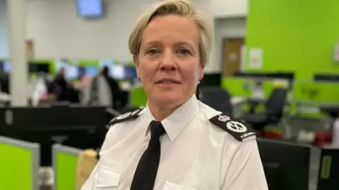 Head and shoulders shot of Nottinghamshire Police Chief Constable Kate Meynell