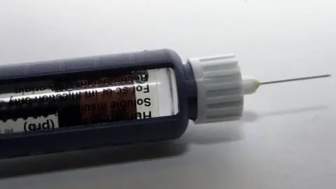 Diabetes insulin pen injection for diabetic patients