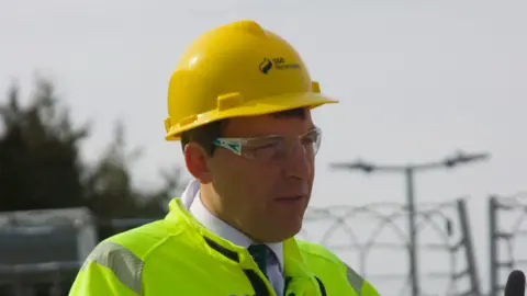 SSE John Glen MP