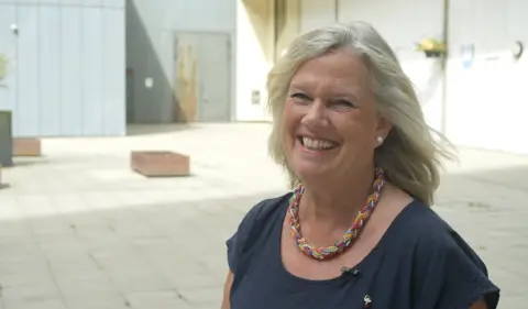 Jamies Niblock/BBC Belinda Cross