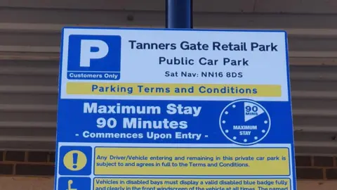 Dan Garrett A parking sign for Tanners Gate Retail Park saying the maximum stay is 90 minutes. 