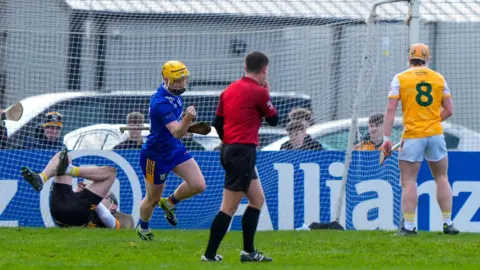 Shane Meehan scores a goal