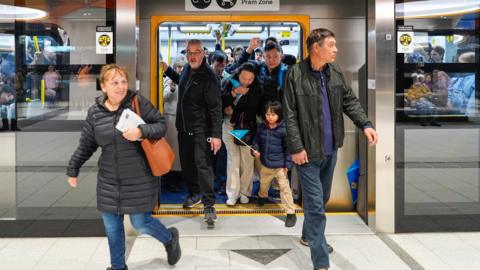 Free Public Transport in Australia's Fuel Crisis: A Strategic Response