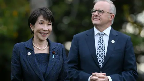 Japanese prime minister Sanae Takaichi (left) and Australian PM Anthony Albanese 