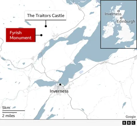 Map showing Fyrish monument and "the Traitors Castle" in relation to Inverness