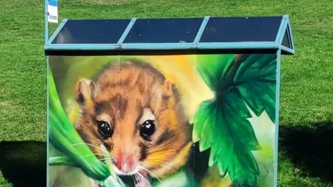 Nue Bus shelter art work by artist Wingy in 2023