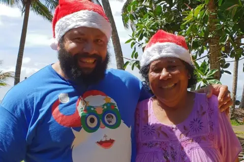 McGoon family Sireli and Lavenia McGoon