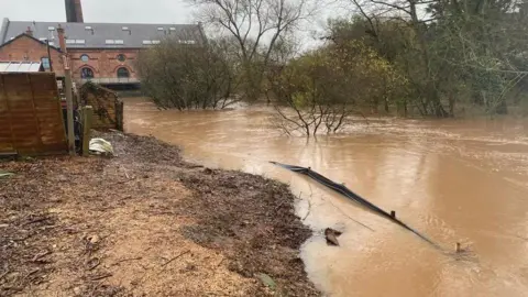 Environment Agency Flooding on Toronto Close