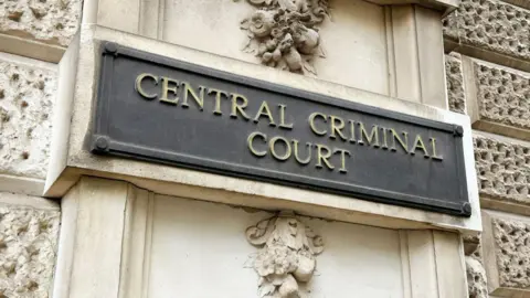 Old Bailey court sign