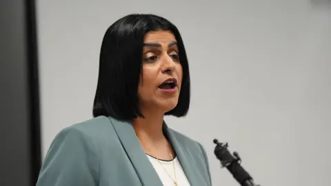 Shabana Mahmood giving a speech at the London Probation Headquarters