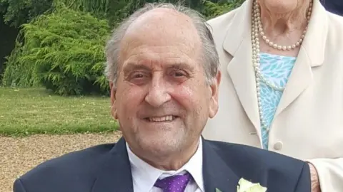 Daniel Abbott Photo of Norman Manser