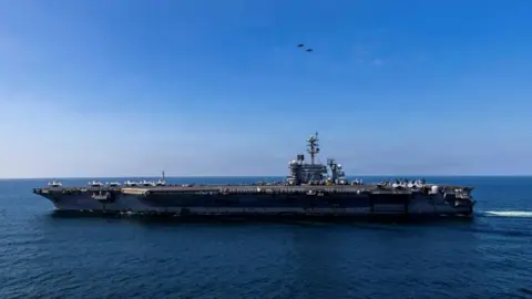  The US Navy Nimitz-class aircraft carrier USS Abraham Lincoln 