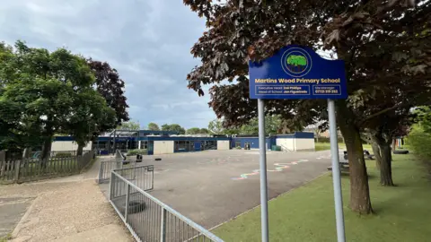 Steve Hubbard / BBC School entrance 