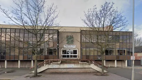 The entrance of Walsall Magistrates' Court 