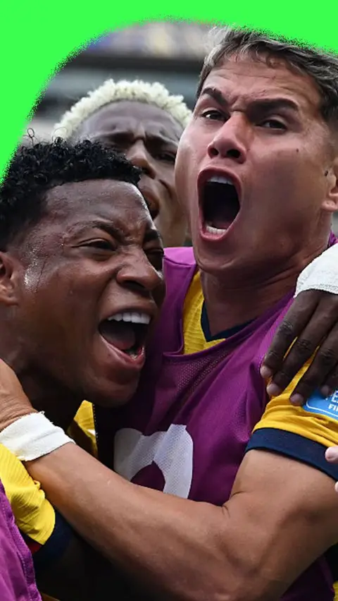 Ecuador celebrate