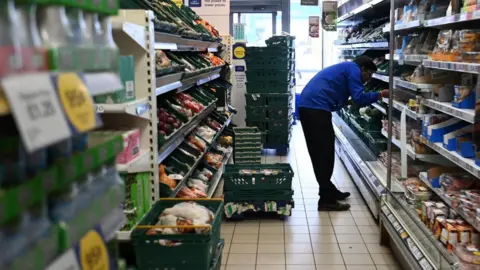 EPA A supermarket worker