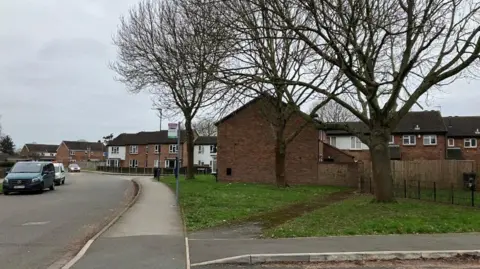 Lynden Avenue, Long Eaton, a residential street