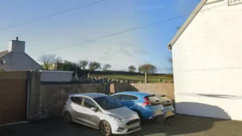 Google The Y Rhyd Cemetery close to Capel Bethesda, Cemaes, Anglesey, is running out of room