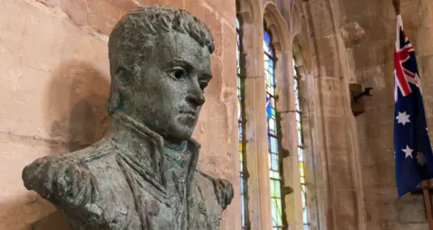 Bust of matthew flinders