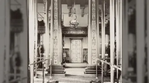 Papplewick Pumping Station An old photo showing the interior of the engine room at Papplewick pumping station.