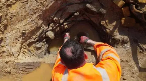 Bronze Age well being excavated