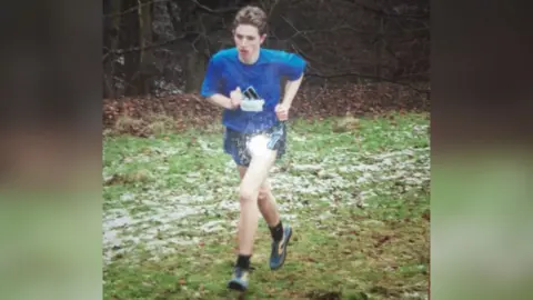 Paul Metham Paul Metham when he was 17-years-old, competing in the Sheffield Cross Country Championship 2001.