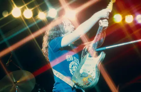 Rory Gallagher - Figure 2