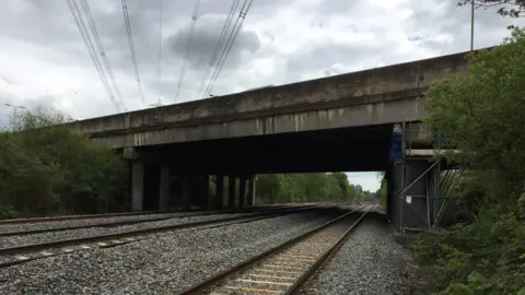 Oxfordshire County Council Kennington rail bridge is an ageing road bridge that crosses four rail tracks.