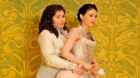 Getty Images Tara Erraught as Octavian and Teodora Gheorghiu as Sophie in Richard Strauss's Der Rosenkavalier directed by Richard Jon
Tara Erraught as Octavian and Teodora Gheorghiu as Sophie in Richard Strauss's Der Rosenkavalier directed by Richard Jones and conducted by Robin Ticciati at Glyndebourne. (Photo by robbie jack/Corbis via Getty Images)