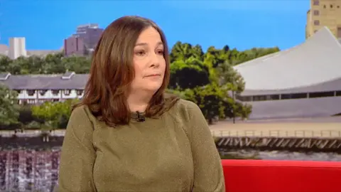 Ros Dowey on BBC Breakfast sofa