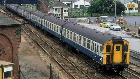 Andrew PM Wright A 1980s photo of a diesel push-pull train with the number 91 at the front