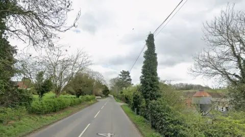 A long stretch of the A44 in Wickhamford