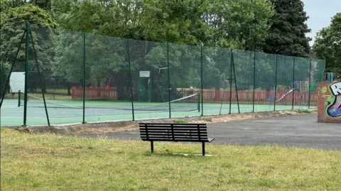 The tennis courts in Grovelands Park