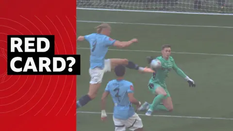 Erling Haaland and Dean Henderson