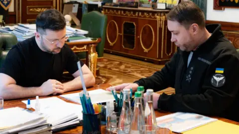 Telegram/Zelenskiy/Official Ukrainian President Volodymyr Zelensky (left) and Ukrainian military intelligence chief Kyrylo Budanov (right) meet at the presidential office in Kyiv. Photo: 2 January 2026