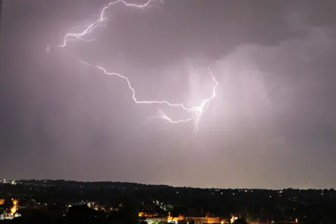 Weather Watcher/Arnie Pie Lightning in the sky about Harborne in Birmingham