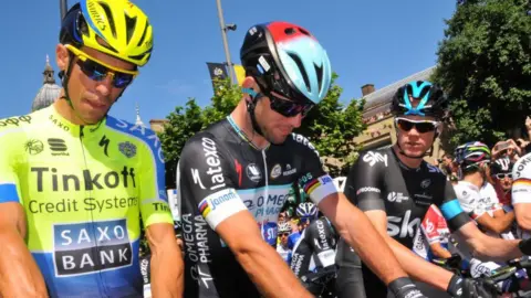 Leeds City Council Tour de France riders Alberto Contador (from left) Mark Cavendish and Chris Froome