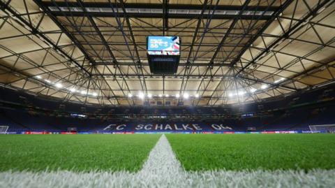 A general view inside the stadium as the roof is seen closed prior to the UEFA Euro 2024 group stage match between Serbia and England at Arena AufSchalke on 16 June in Gelsenkirchen, Germany